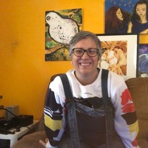 Meet your Posher, Jennifer